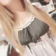 ひなた あらら、初めてのメイドちゃん…😳💛 ぼいんWORK