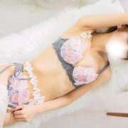 しおん 見てくれた？🥹9/26～今月初出勤です！ マリン宇都宮店