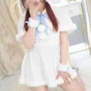 もこ 明日も会えるよん🛁𓈒 𓂂𓏸 The White