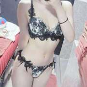 ヒメ日記 2025/04/05 14:00 投稿 月見(つきみ)♥愛嬌抜群白肌美女 美魔女コレクション