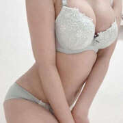 ヒメ日記 2026/01/10 02:48 投稿 じる 全裸性感ネトラレ彼女＆寝取られ人妻