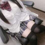 ゆうな ⏰☀️𓈒𓂂𓏸 学校帰りの妹に手コキしてもらった件 梅田