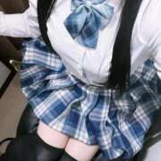 ヒメ日記 2026/05/16 15:00 投稿 ゆうな 学校帰りの妹に手コキしてもらった件 梅田