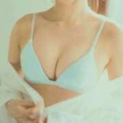 倉科ゆずき 夏の夜は、ちょっとだけ大胆に…♡ 新ハイブリッドエステ エクスタシーPLUS