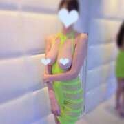 ヒメ日記 2025/08/05 11:36 投稿 湊かなで【前代未聞神BODY】 Club Rosa