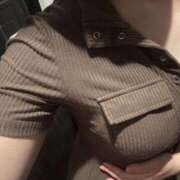 ヒメ日記 2025/11/03 09:34 投稿 しおん もしも清楚な20、30代の妻とキスイキできたら横浜店