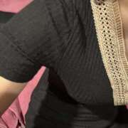 しおん 好きな曲、、、、！ もしも清楚な20、30代の妻とキスイキできたら横浜店