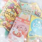 みゆか【店推し特待生】 出勤(*・ω・)ノ🍓 もえたく