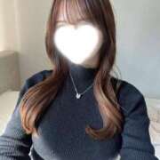 ゆい 今月最後の出勤です🥲😳 プロフィール天王寺