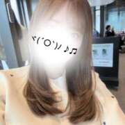 ゆい 今月ラスト出勤（?）💭 プロフィール 大阪店