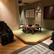 ヒメ日記 2025/02/28 23:17 投稿 涼村くるみ 全裸美女からのカゲキな誘惑