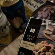 ヒメ日記 2025/03/07 18:02 投稿 涼村くるみ 全裸美女からのカゲキな誘惑