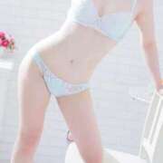 ヒメ日記 2025/07/03 19:42 投稿 涼村くるみ 全裸美女からのカゲキな誘惑