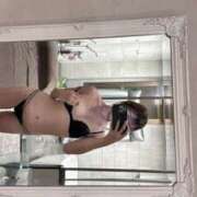 ヒメ日記 2026/03/06 01:29 投稿 みれい Blue Moon