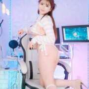 ほのか 今日はね…くっつきたい気分なの🍒🫶🏻 Versailles