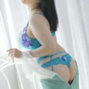 ヒメ日記 2025/12/31 09:00 投稿 すずめ【大人女子】 Select(セレクト)