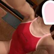 ヒメ日記 2025/10/14 12:09 投稿 りおな プールサイド