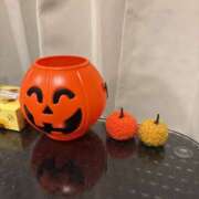 ヒメ日記 2025/10/16 12:00 投稿 りおな プールサイド