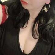 いおり ＼( ´･ω･`)┐しゅたっ 濃厚即19妻