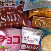 めい thanx LOVE KISS（ラブキッス）