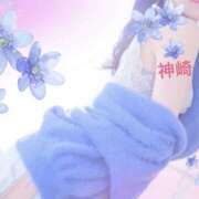 神崎 唾でドロドロ、、👅💕 手コキ専門店「寸止め抜き地獄」