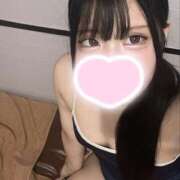 りり こんにちは プールサイド