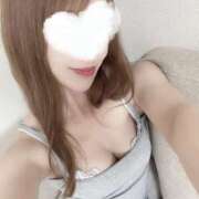 桐島 ひかり 今月の出勤日🗓🌟⋆꙳ 頂-ITADAKI-