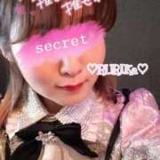 ヒメ日記 2025/07/18 17:04 投稿 根本るりか 全裸美女からのカゲキな誘惑