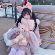 あくあ 夢を追いかけています🎀🤍 E+アイドルスクール新宿・歌舞伎町店