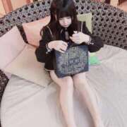 あくあ 19じから🩷🎀 E+アイドルスクール新宿・歌舞伎町店