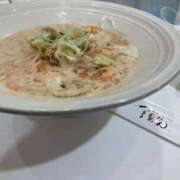 ヒメ日記 2024/12/28 08:28 投稿 ユリ あいらぶゆー