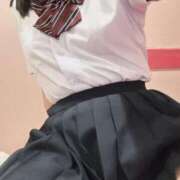 らら☆キスが大好きすぎる清楚女子 登校するよ😸❣️ 妹系イメージSOAP萌えフードル学園 大宮本校