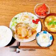 ヒメ日記 2026/08/14 15:36 投稿 神美さくらこ 全裸にされた女たちor欲しがり痴漢電車