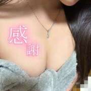 ヒメ日記 2025/10/17 09:07 投稿 にこる 素敵な女の子は好きですか？