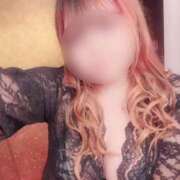 もえこ あと少しだけ空いてるよ…？💗 もしも素敵な妻が指輪をはずしたら・・・カーラ