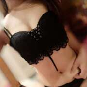 ヒメ日記 2024/12/16 19:23 投稿 あやめ もしも素敵な妻が指輪をはずしたら・・・カーラ