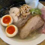 ヒメ日記 2025/08/21 22:15 投稿 しおり 素敵な女の子は好きですか？