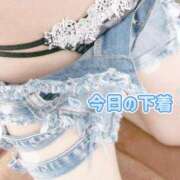 ヒメ日記 2025/09/25 19:31 投稿 しおり 素敵な女の子は好きですか？