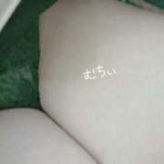 ヒメ日記 2025/11/17 19:33 投稿 しおり 素敵な女の子は好きですか？