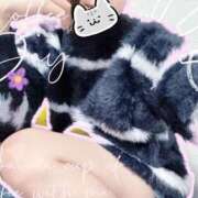 ヒメ日記 2026/03/17 23:18 投稿 しおり 素敵な女の子は好きですか？