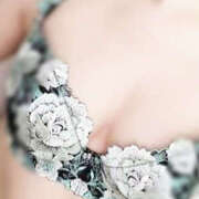 中川ひな 待機♡ ハイブリッドヘルスPLUSエステ高嶺の花