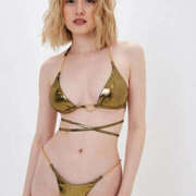 ヒメ日記 2025/04/17 22:23 投稿 カルラ ブルームーン青い月