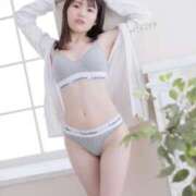 ヒメ日記 2025/03/07 12:57 投稿 みりや 全裸のいいなり美女OR満員ちかん電車