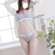 ヒメ日記 2025/08/27 19:47 投稿 みりや 全裸のいいなり美女OR満員ちかん電車