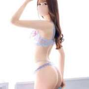 臼木あまね 🌸 LUXE(リュクス)