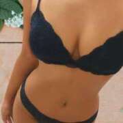 りつ 本日出勤しています 渋谷蘭の会