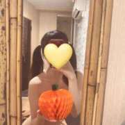 ヒメ日記 2025/10/15 14:25 投稿 えま プールサイド