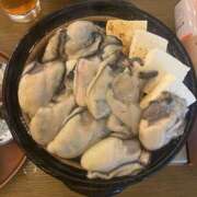 えま 牡蠣🦪🩷ぷりぷり プールサイド