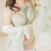 ヒメ日記 2024/12/26 19:57 投稿 えり 逢って30秒で即尺