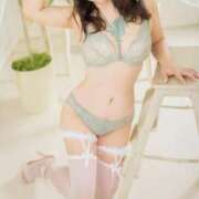 ヒメ日記 2025/03/09 17:34 投稿 えり 逢って30秒で即尺